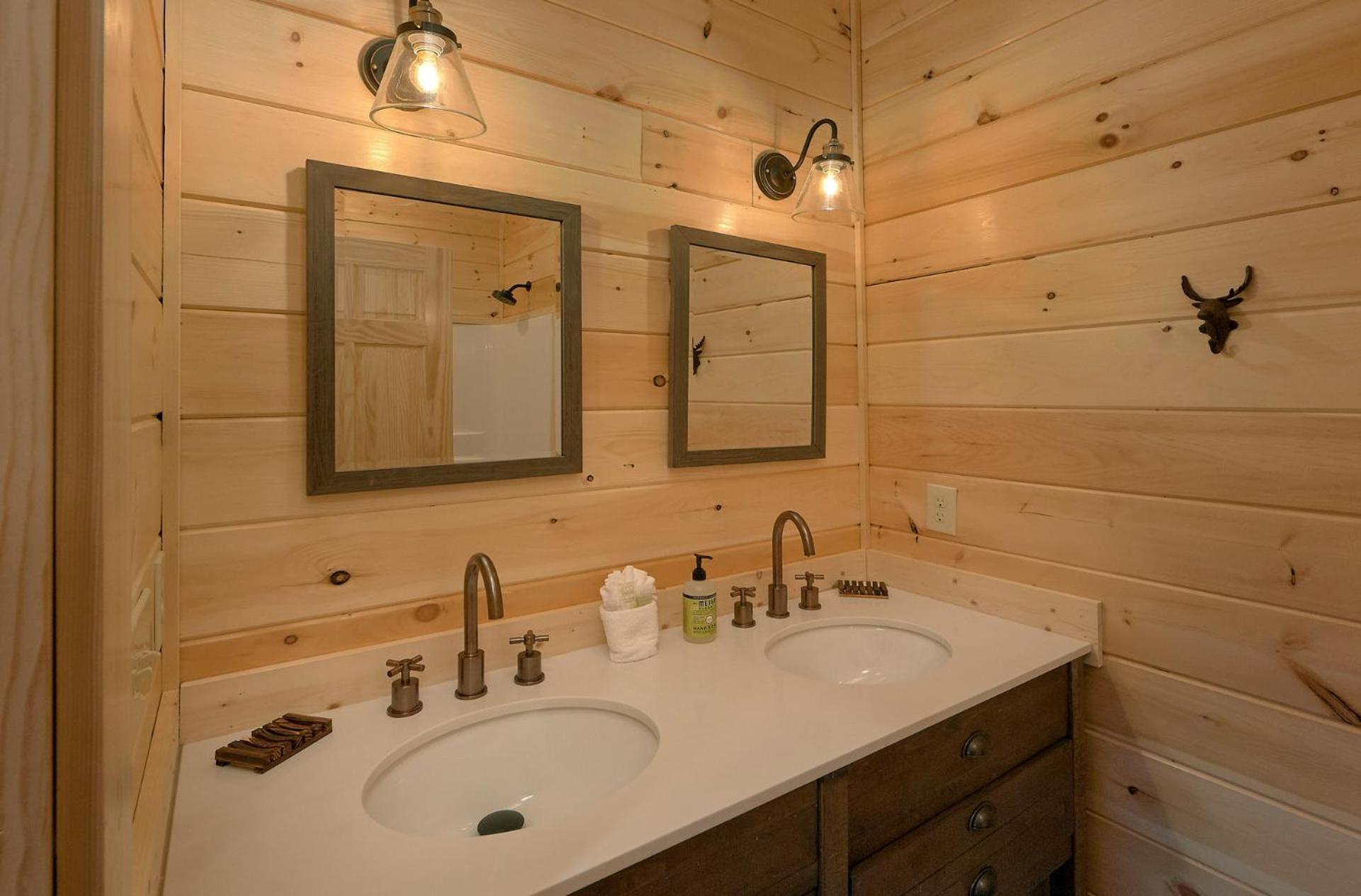 Misty Mountain Adventure Lodge Gatlinburg Dış mekan fotoğraf